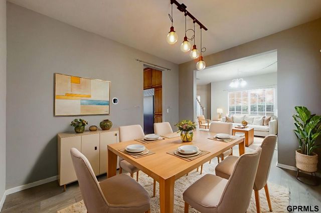 4827 S 187Th Avenue, Omaha, NE 68135