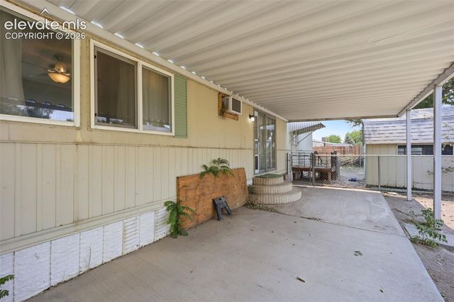 96 E Kipling Drive, Pueblo West, CO 81003