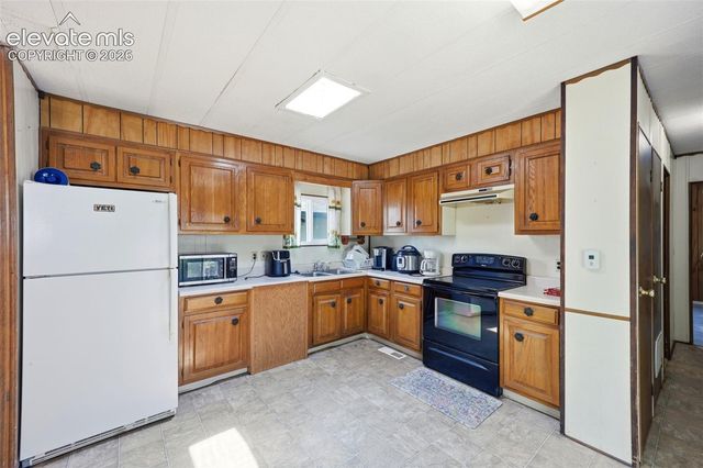 96 E Kipling Drive, Pueblo West, CO 81003