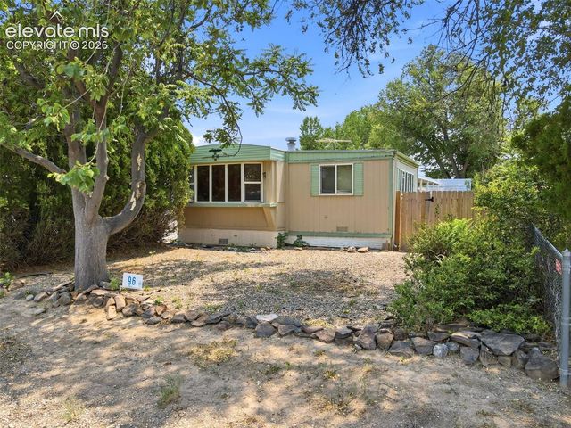 96 E Kipling Drive, Pueblo West, CO 81003