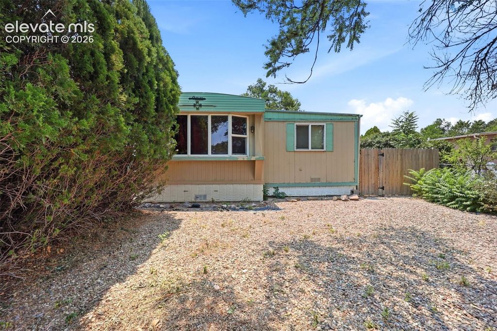 96 E Kipling Drive, Pueblo West, CO 81003 — photo 4