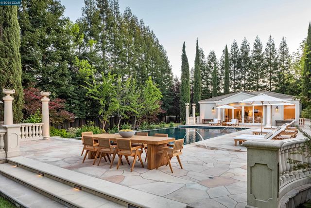 115 Stephanie Ln, Alamo, CA 94507