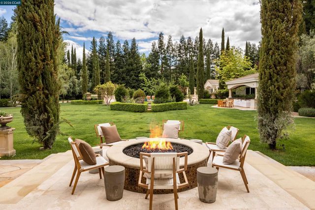 115 Stephanie Ln, Alamo, CA 94507