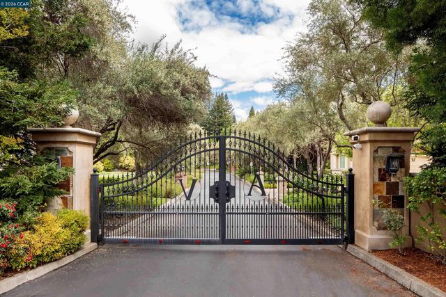 115 Stephanie Ln, Alamo, CA 94507