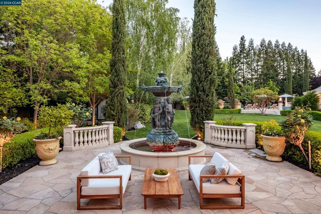115 Stephanie Ln, Alamo, CA 94507