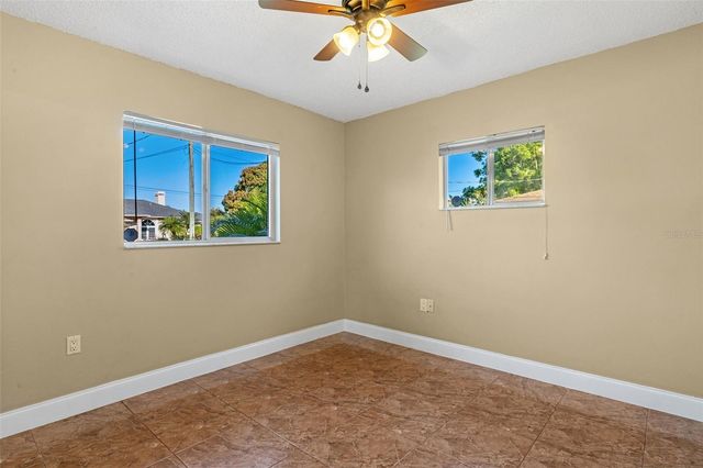 1063 SE 20TH PLACE, Cape Coral, FL 33990