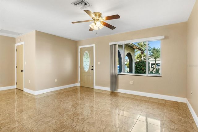 1063 SE 20TH PLACE, Cape Coral, FL 33990