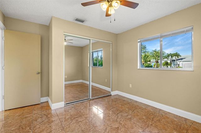 1063 SE 20TH PLACE, Cape Coral, FL 33990