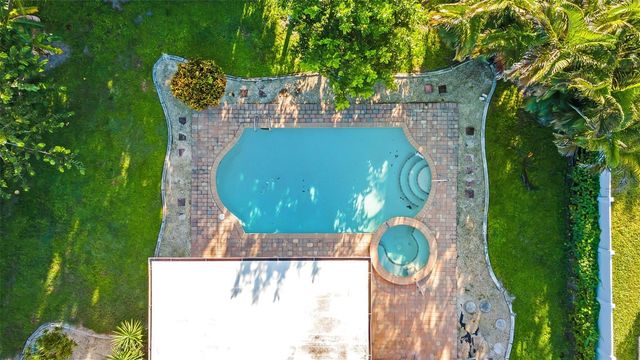 1063 SE 20TH PLACE, Cape Coral, FL 33990