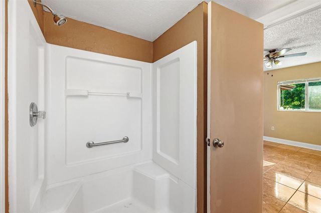 1063 SE 20TH PLACE, Cape Coral, FL 33990