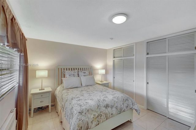 17001 NE 13th Avenue 306, Miami, FL 33162
