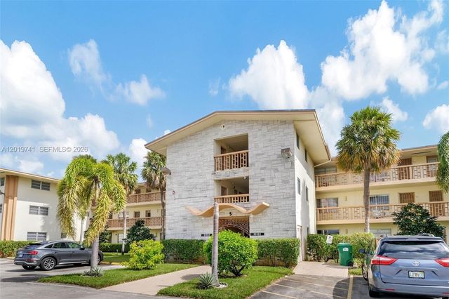 17001 NE 13th Avenue 306, Miami, FL 33162