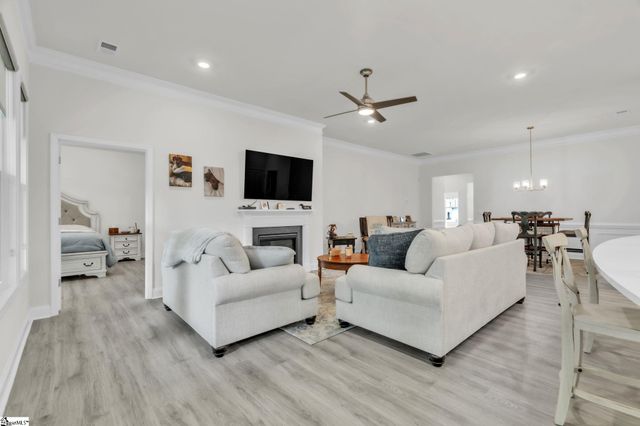 1767 Wabash Place, Boiling Springs, SC 29613