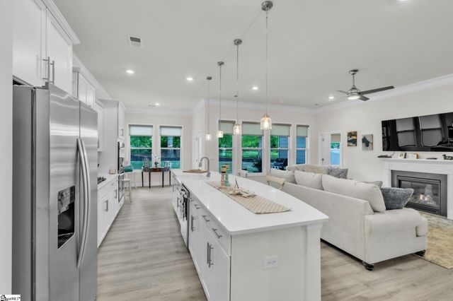 1767 Wabash Place, Boiling Springs, SC 29613