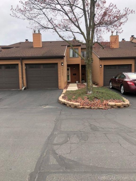 48295 Bayshore Drive, Van Buren Twp, MI 48111