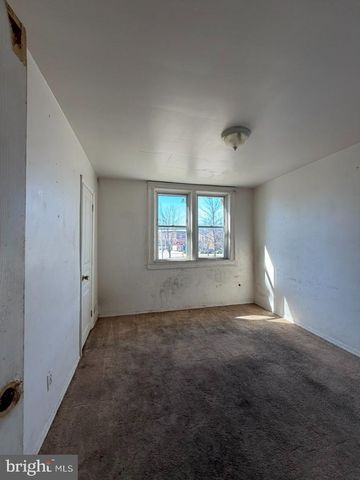 4519 PALL MALL RD, Baltimore, MD 21215