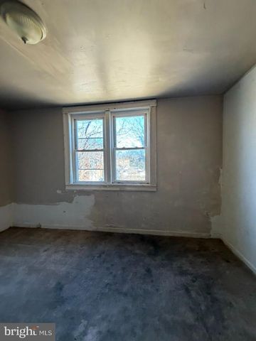 4519 PALL MALL RD, Baltimore, MD 21215