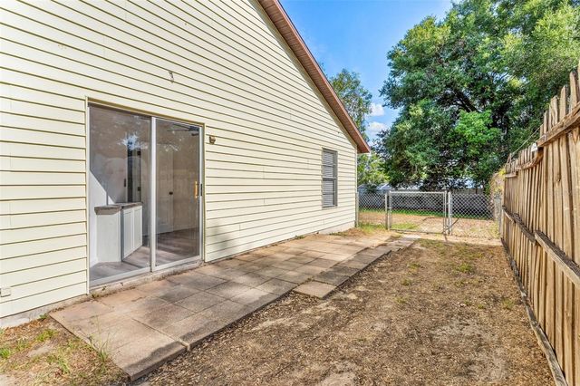2304 CENTENNIAL BOULEVARD, Leesburg, FL 34748