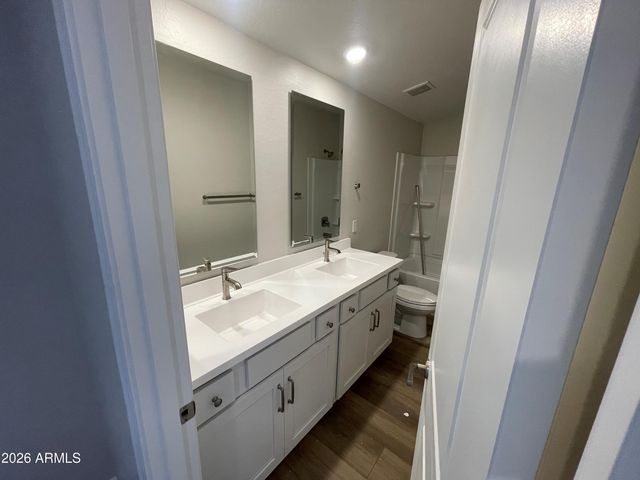 9968 W AVALON Drive, Avondale, AZ 85392