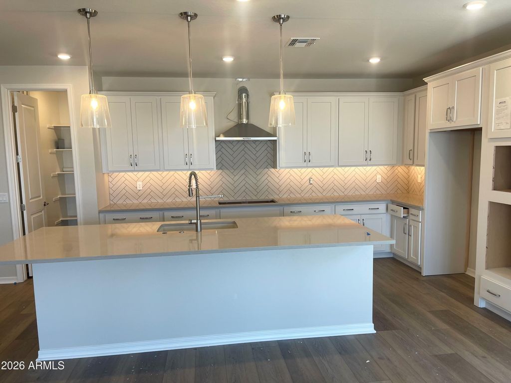 9968 W AVALON Drive, Avondale, AZ 85392 — photo 3