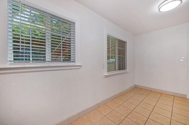 1536 Sterling St, Sacramento, CA 95822