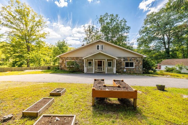 85 Nott Highway, Ashford, CT 06278