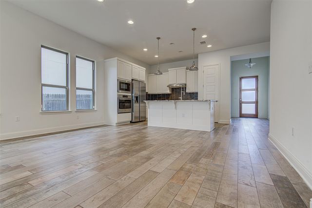 6712 Kalahari DR, Austin, TX 78739
