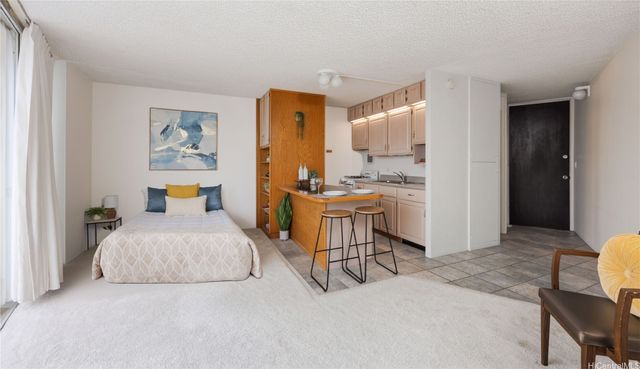 750 Amana Street 1803, Honolulu, HI 96814