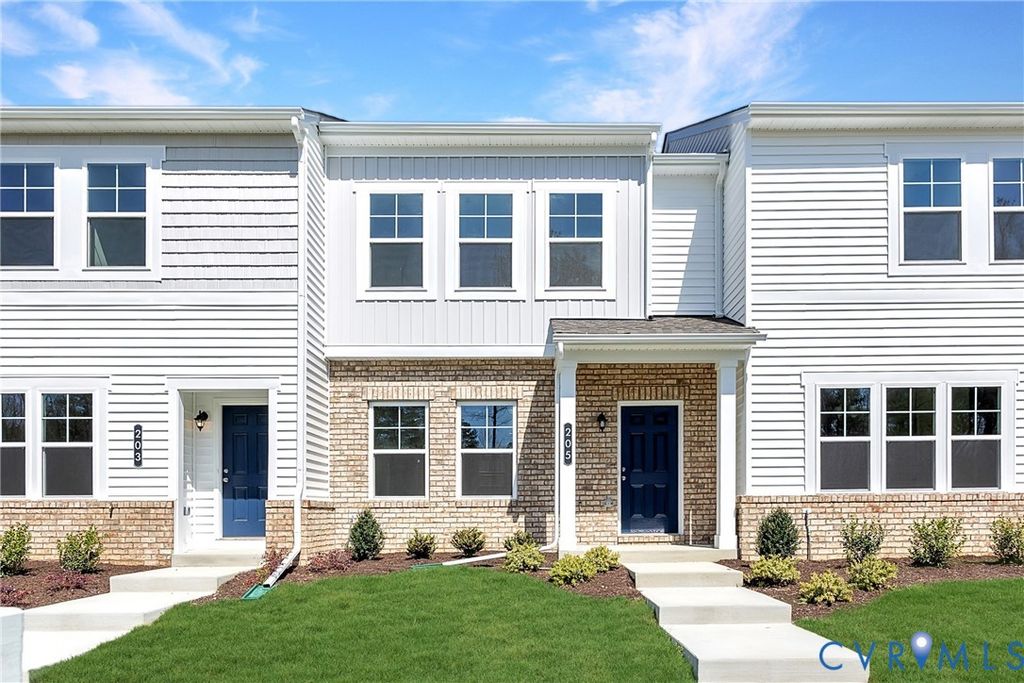 5502 Greenpark Way, Sandston, VA 23150