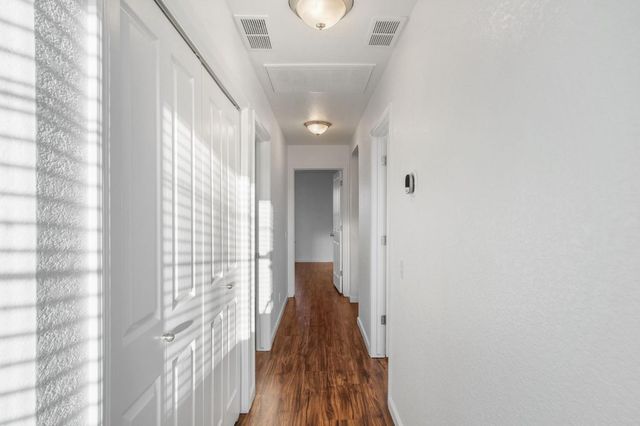 1444 Hearthsong Dr, Manteca, CA 95337