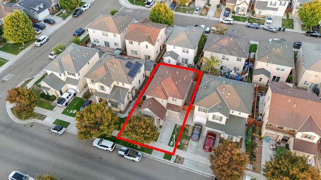 1444 Hearthsong Dr, Manteca, CA 95337