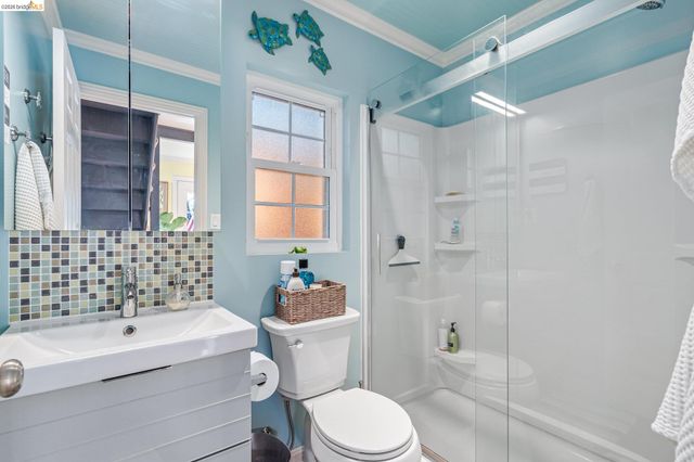 22860 Fuller Rd, Twain Harte, CA 95383