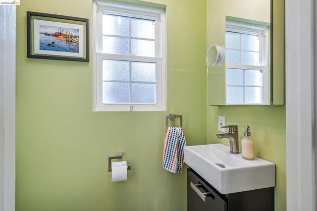 22860 Fuller Rd, Twain Harte, CA 95383