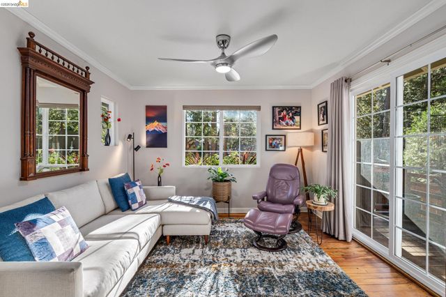 22860 Fuller Rd, Twain Harte, CA 95383