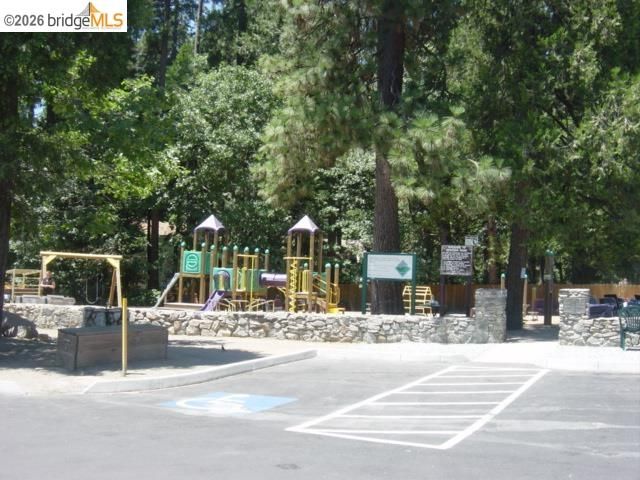 22860 Fuller Rd, Twain Harte, CA 95383