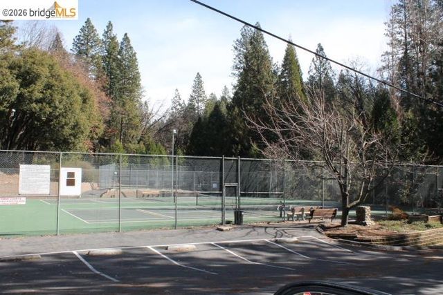 22860 Fuller Rd, Twain Harte, CA 95383