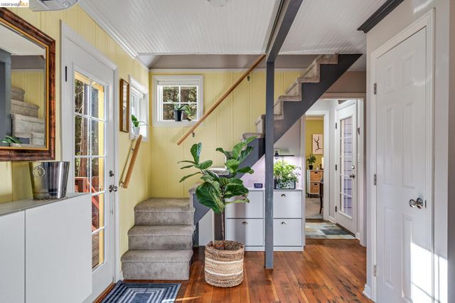 22860 Fuller Rd, Twain Harte, CA 95383