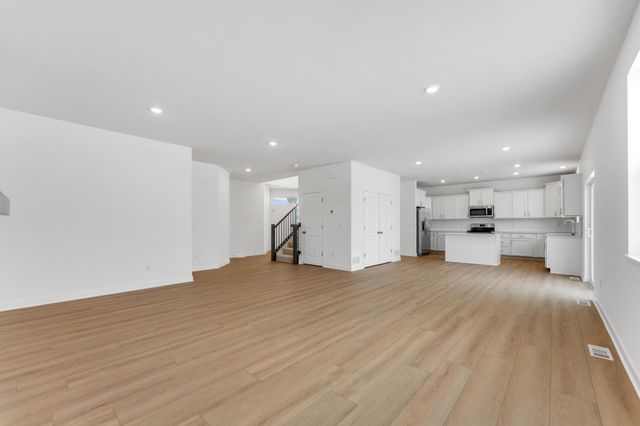 1917 Ironwood Drive, Carver, MN 55315