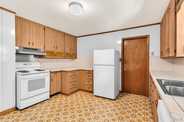 812 Capitol Hill St, Canon City, CO 81212