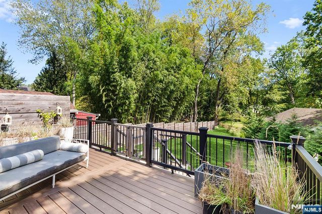 99 Columbus Avenue, Closter, NJ 07624