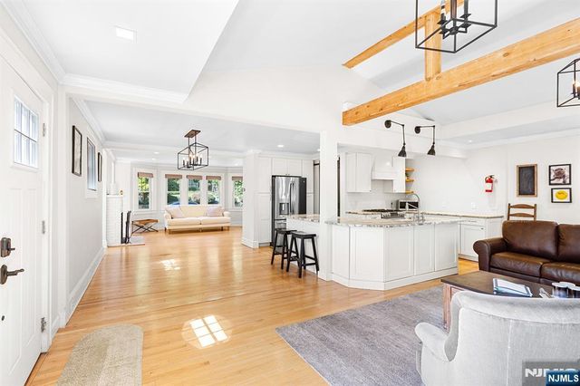 99 Columbus Avenue, Closter, NJ 07624