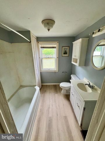 224 DELSEA DR, Westville, NJ 08093