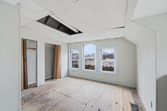 1308 S Market St, Wichita, KS 67211