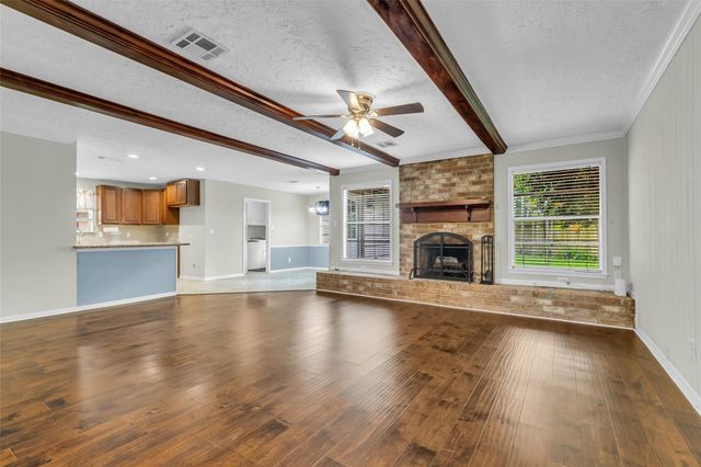 8115 Winding Oak Lane, Spring, TX 77379