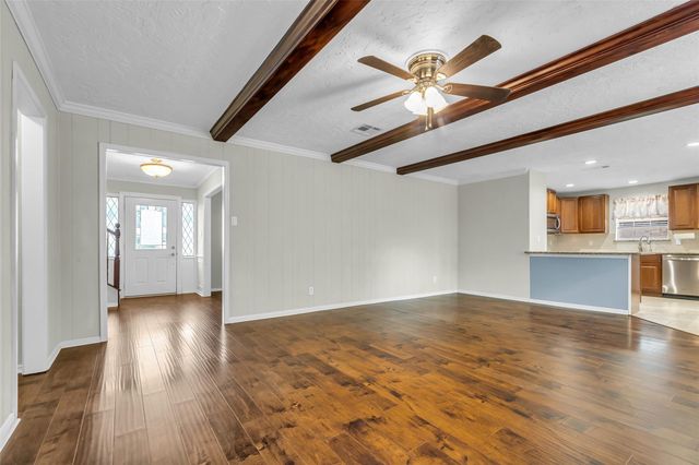 8115 Winding Oak Lane, Spring, TX 77379