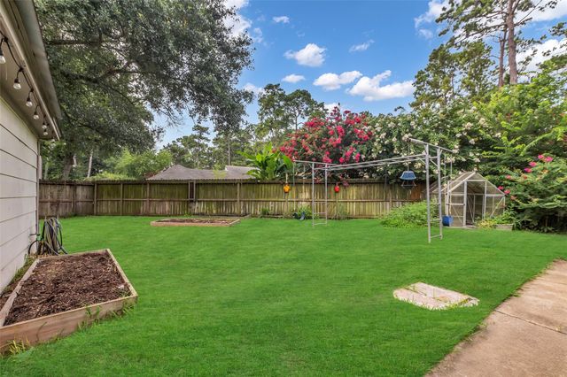 8115 Winding Oak Lane, Spring, TX 77379