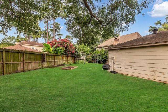8115 Winding Oak Lane, Spring, TX 77379