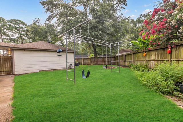 8115 Winding Oak Lane, Spring, TX 77379