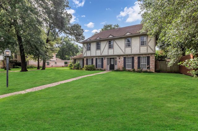 8115 Winding Oak Lane, Spring, TX 77379