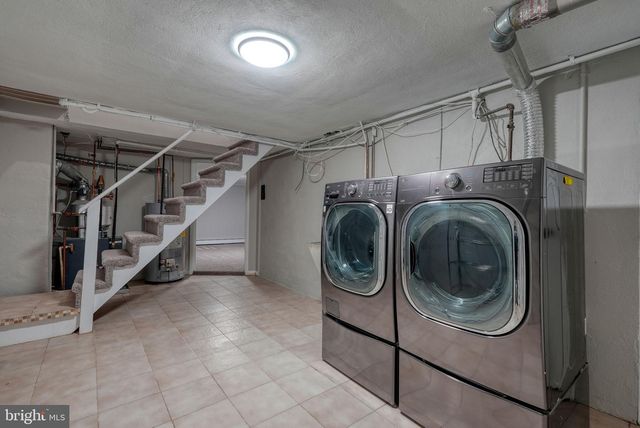 1314 OAKMONT ST, Philadelphia, PA 19111